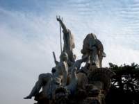statuen_small.jpg